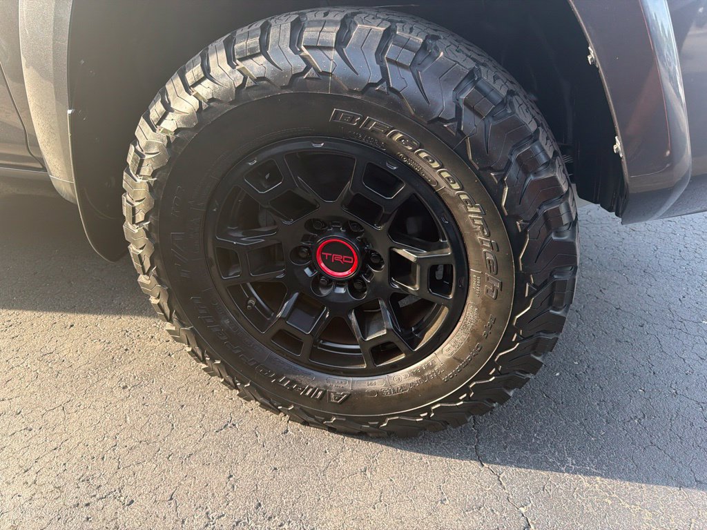 Used 2022 Toyota 4Runner TRD Pro AWD/4WD image 9