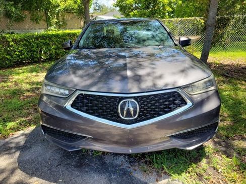 Used 2020 Acura TLX w/ Technology Package FWD image 2