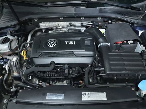 Used 2016 Volkswagen Golf S FWD image 33