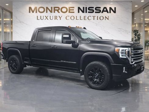 Used 2024 Chevrolet Silverado 2500 High Country w/ High Country Premium Package image 1