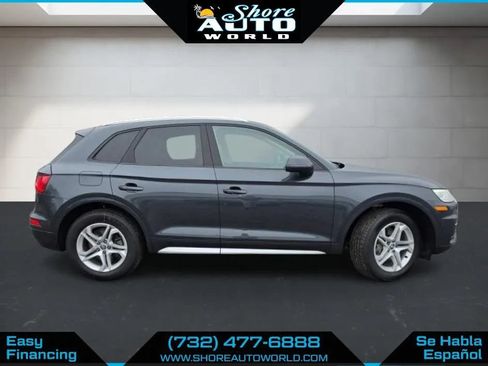 Used 2018 Audi Q5 2.0T Premium w/ Convenience Package AWD/4WD image 3