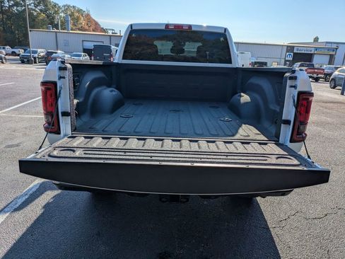 New 2026 RAM 2500 Big Horn AWD/4WD image 30