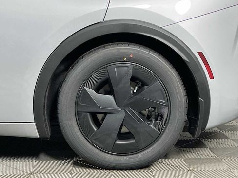 New 2026 Toyota Prius LE image 19