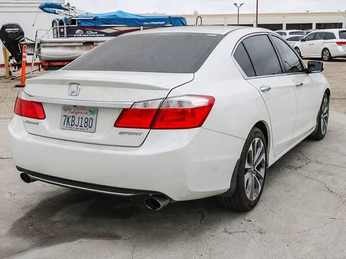 Used 2015 Honda Accord Sport image 8