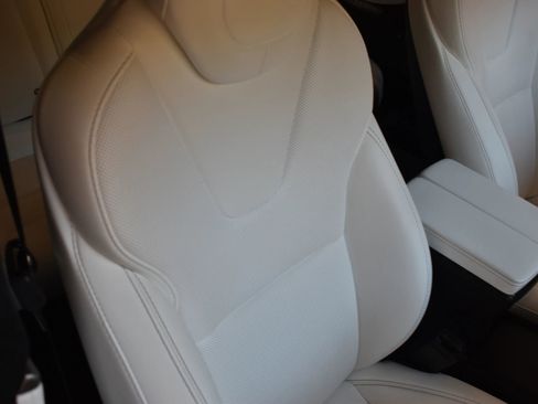 Used 2019 Tesla Model S P100D AWD/4WD image 17