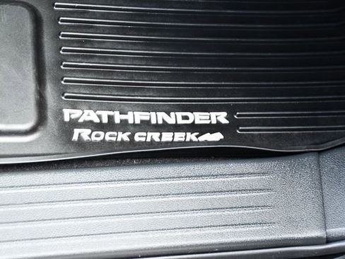 Used 2025 Nissan Pathfinder Rock Creek AWD/4WD image 30