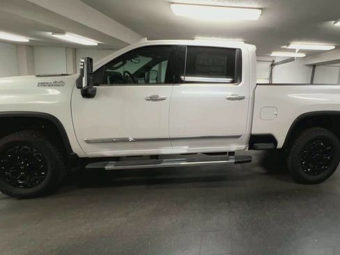 New 2025 Chevrolet Silverado 2500 High Country w/ Technology Package image 41