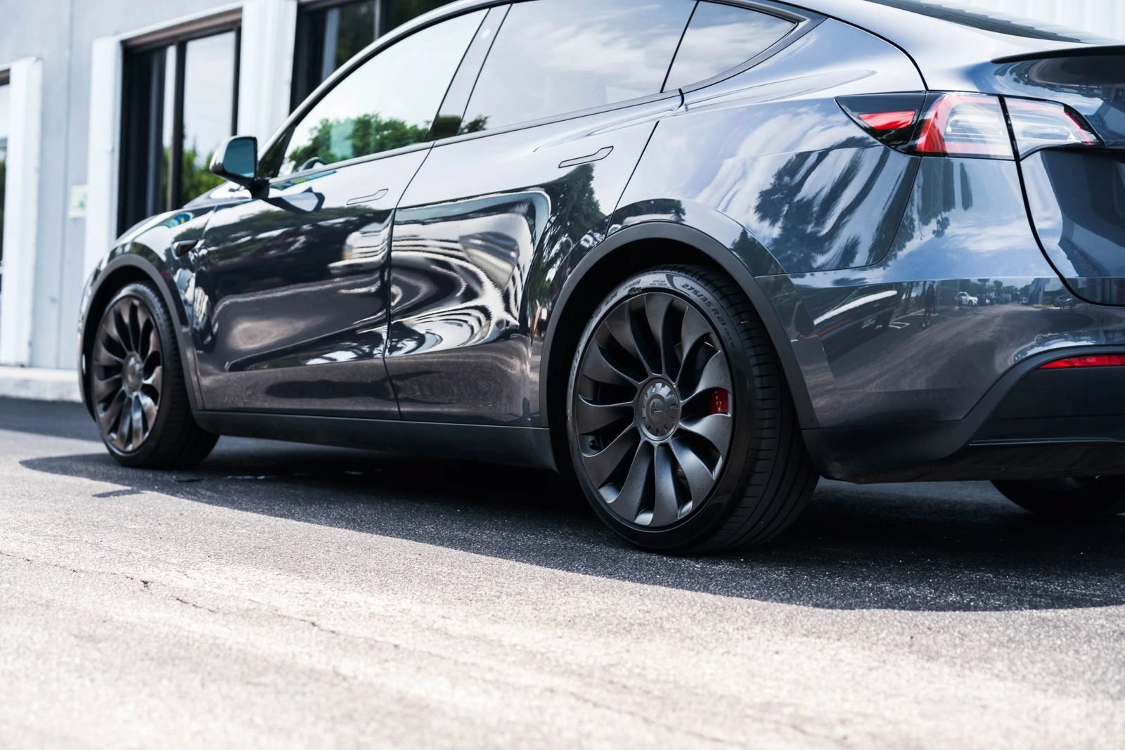 Used 2022 Tesla Model Y Performance AWD/4WD image 6