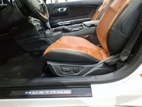 Used 2022 Ford Mustang GT Premium w/ Ford Safe & Smart Package RWD image 17