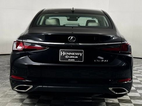 Used 2025 Lexus ES 350 w/ Premium Package FWD image 8