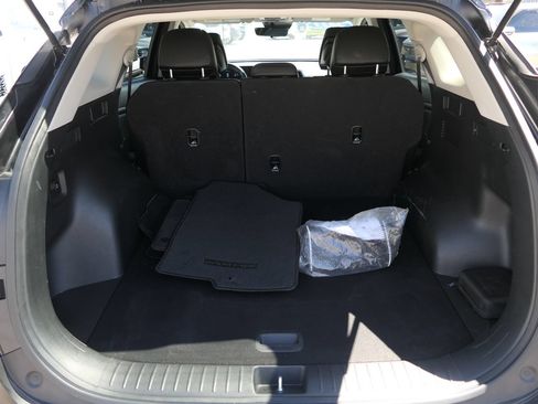 Used 2023 Kia Sportage EX FWD image 23