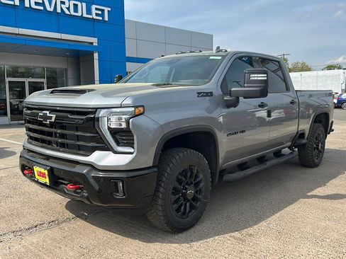 New 2026 Chevrolet Silverado 2500 LTZ w/ Trail Boss Package AWD/4WD image 4