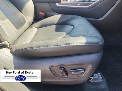 Used 2021 Toyota Highlander Limited AWD/4WD image 36