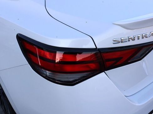 New 2025 Nissan Sentra SR image 7