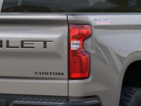 New 2026 Chevrolet Silverado 1500 Custom Trail Boss w/ Dark Appearance Package image 11