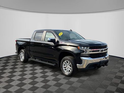 Used 2021 Chevrolet Silverado 1500 LT AWD/4WD image 3