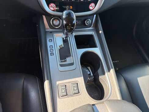 Used 2023 Nissan Murano SV image 12