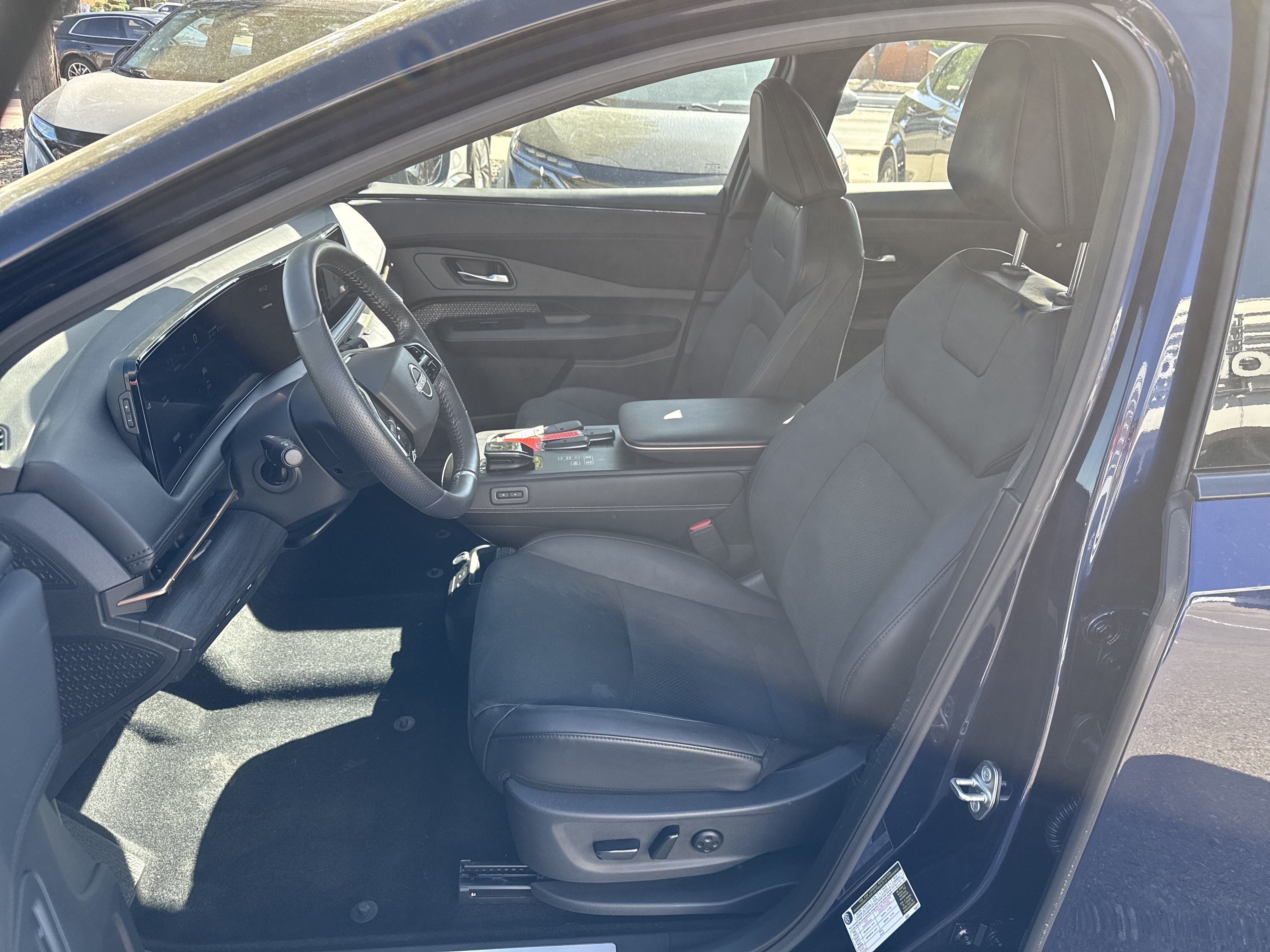 Certified 2024 Nissan Ariya AWD image 9