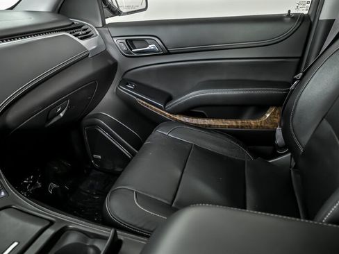 Used 2015 Chevrolet Tahoe LTZ AWD/4WD image 29