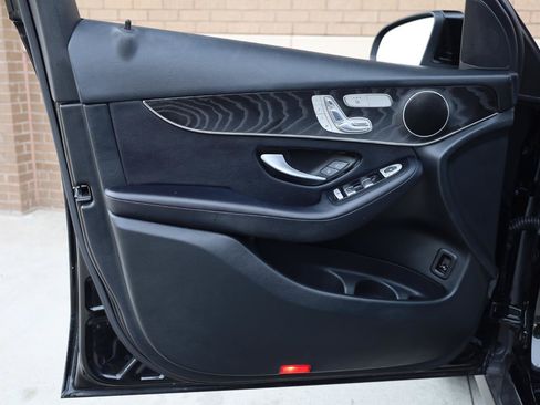Used 2017 Mercedes-Benz GLC 300 image 12