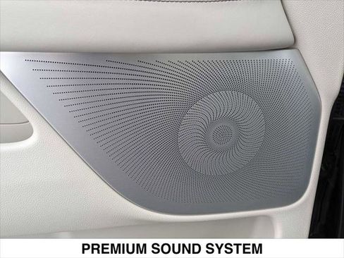 Used 2024 Lincoln Navigator L Black Label image 12