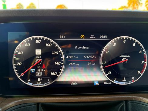 Used 2021 Mercedes-Benz G 550 image 28