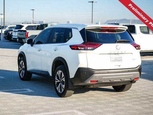 Used 2023 Nissan Rogue SV FWD image 8