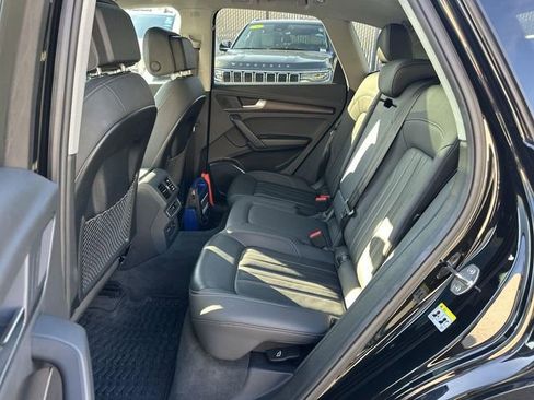 Used 2023 Audi Q5 2.0T Premium image 24