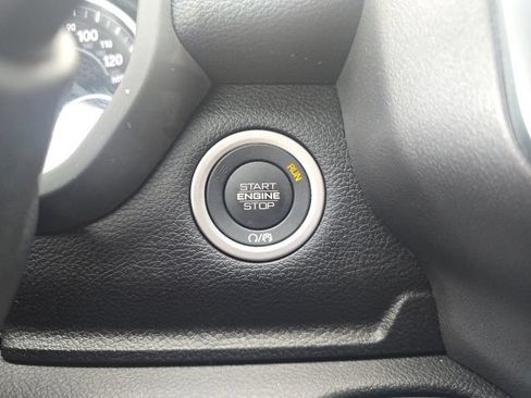 Certified 2025 RAM 2500 Big Horn AWD/4WD image 18
