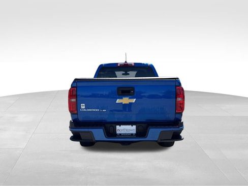 Used 2020 Chevrolet Colorado W/T w/ WT Convenience Package AWD/4WD image 5