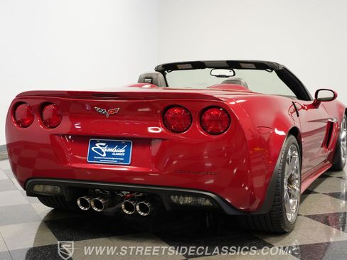 Used 2012 Chevrolet Corvette Grand Sport w/ 3LT Preferred Equipment Group RWD image 12