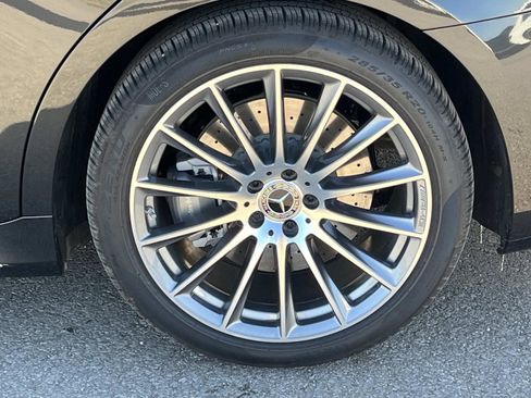 Used 2025 Mercedes-Benz S 580e 4MATIC Sedan image 12