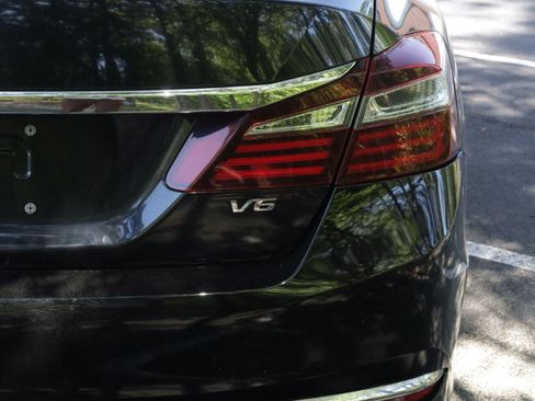 Used 2016 Honda Accord EX-L image 23