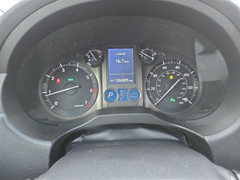 Used 2019 Lexus GX 460 image 36