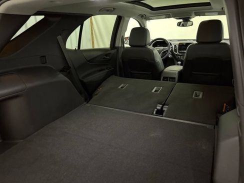 Used 2023 Chevrolet Equinox Premier AWD/4WD image 52