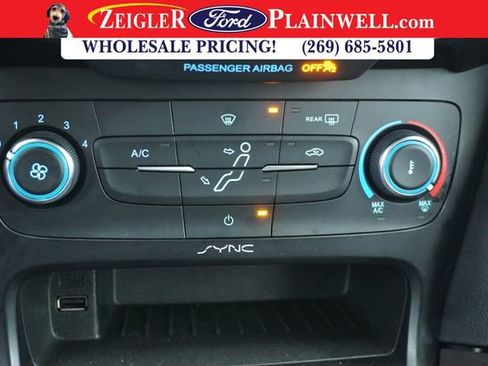 Used 2017 Ford Focus SE image 19