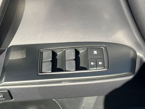 Used 2023 Lexus GX 460 Premium w/ Premium Package image 14