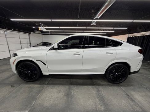 Used 2024 BMW X6 xDrive40i w/ Premium Package image 3