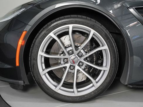 Used 2019 Chevrolet Corvette Grand Sport RWD image 21