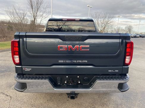 Used 2022 GMC Sierra 1500 SLE image 4