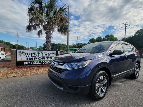 Used 2017 Honda CR-V LX image 1