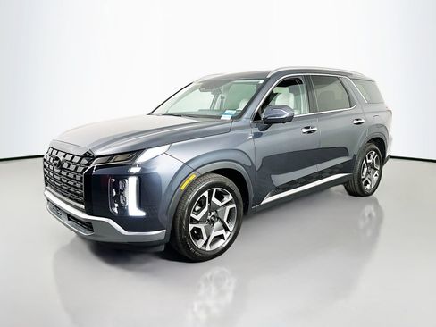Used 2024 Hyundai Palisade Limited AWD/4WD image 3