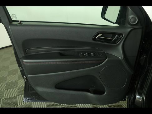 Used 2025 Dodge Durango GT image 24