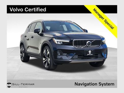 Certified 2023 Volvo XC40 B5 Ultimate w/ Climate Package AWD/4WD image 1