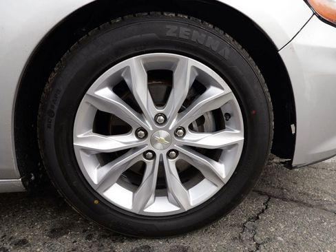 Used 2020 Chevrolet Malibu LT image 13