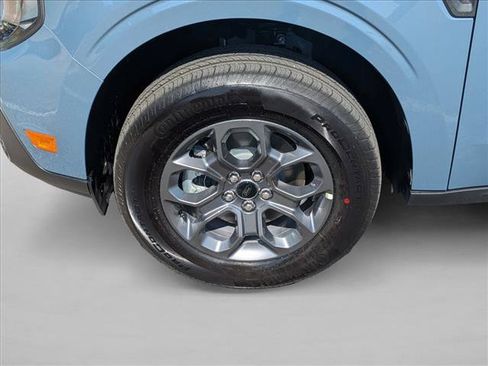 New 2026 Ford Maverick XLT w/ XLT Luxury Package FWD image 9