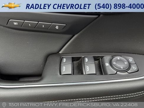 Used 2023 Buick Envision Essence FWD image 12