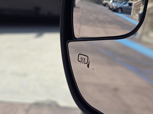 Used 2018 Ford Escape SEL FWD image 29