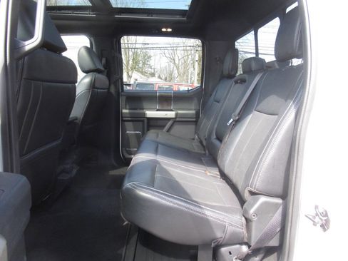 Used 2022 Ford F350 Lariat w/ Tremor Off-Road Package image 15