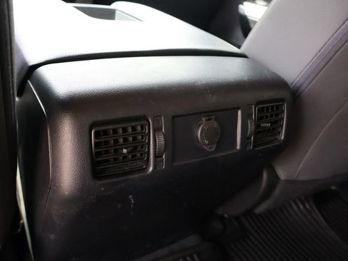 Used 2020 Toyota Tundra SR5 w/ TRD Off-Road Package AWD/4WD image 10